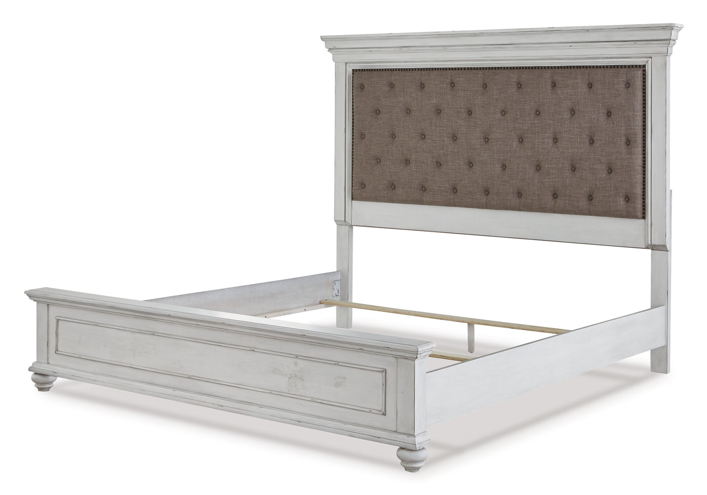 Kanwyn Panel Bed