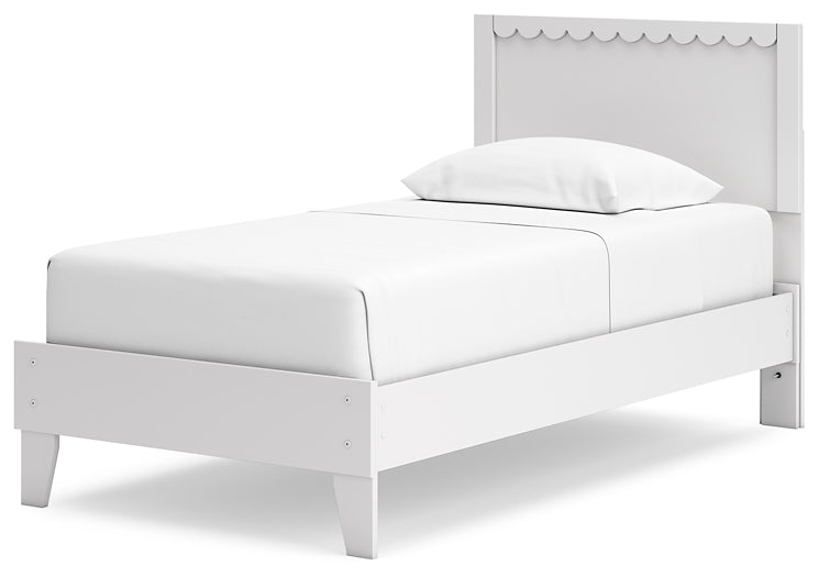 Ashley Express - Hallityn Panel Platform Bed
