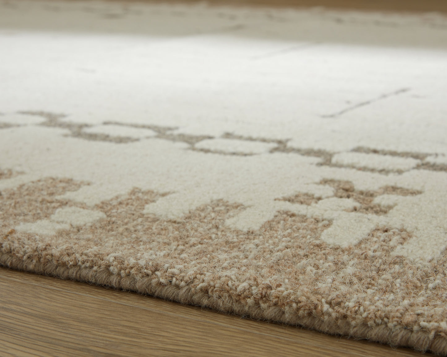 Ashley Express - Dot Medium Rug