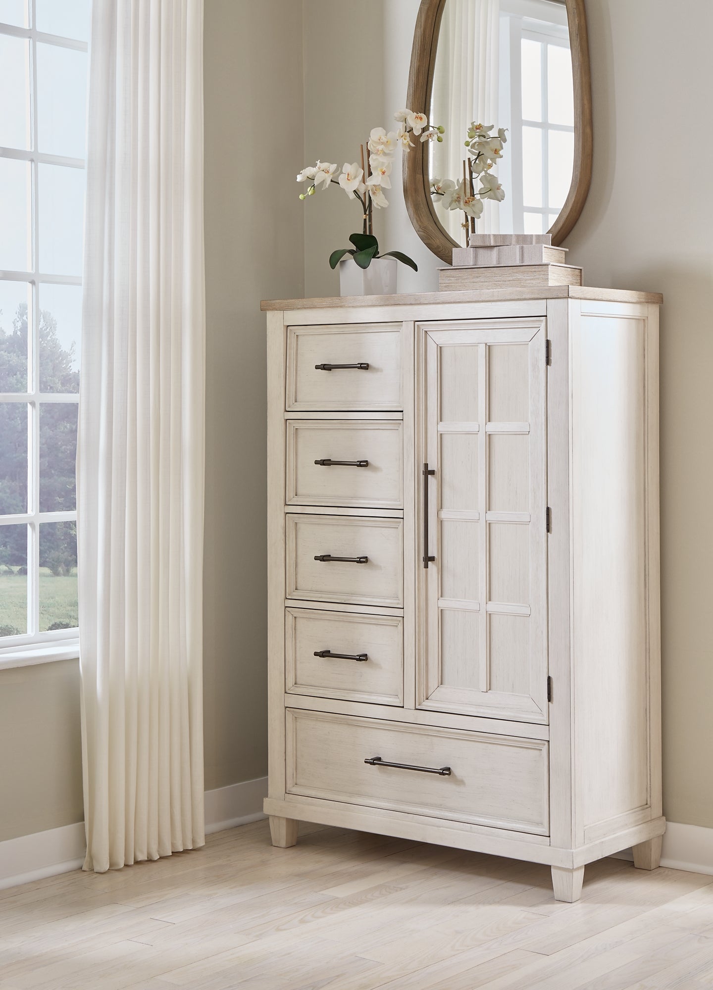 Shaybrock King Panel Bed with Mirrored Dresser and Chest
