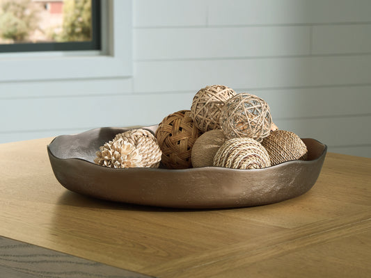 Ashley Express - Wallmen Tray
