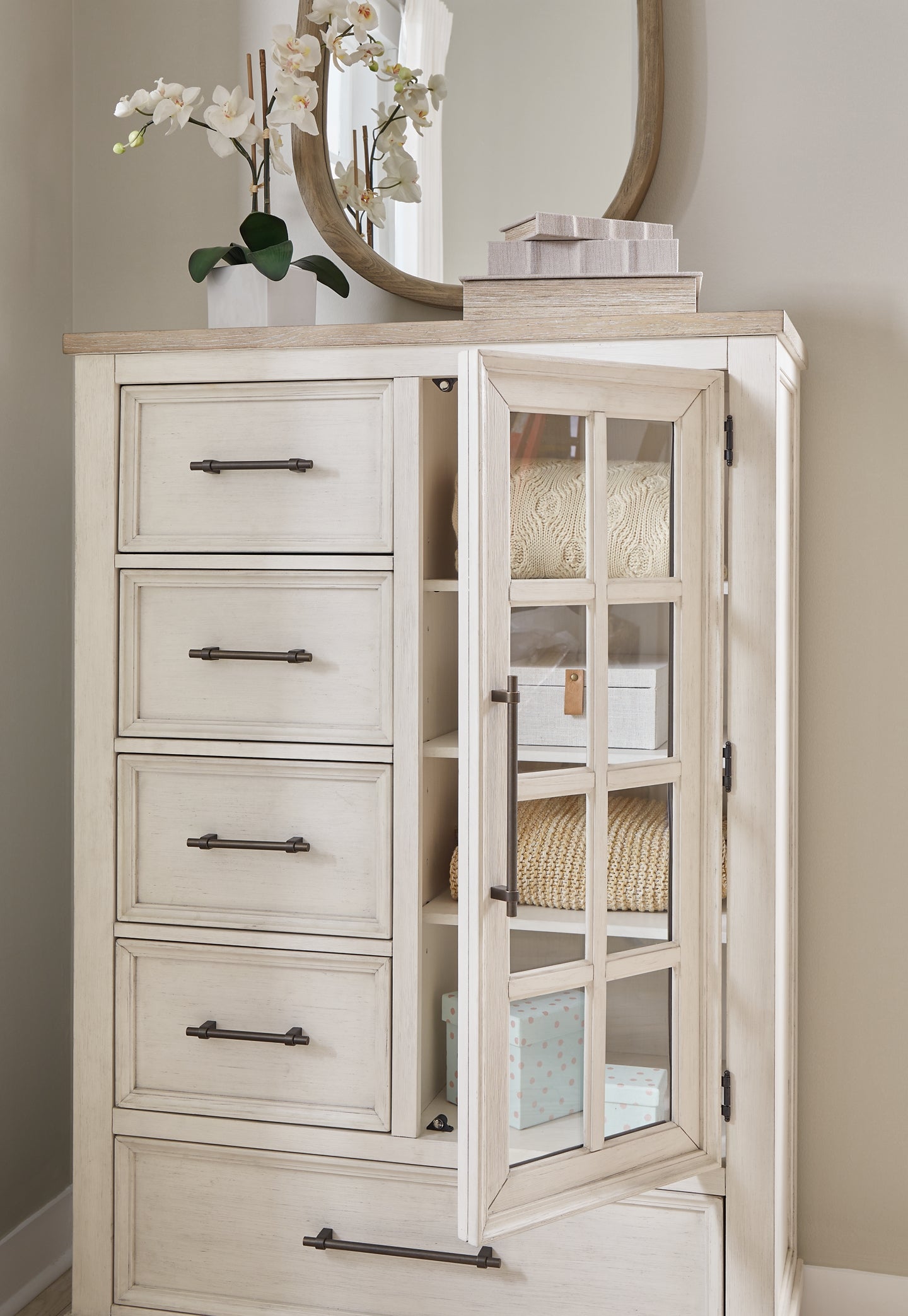 Shaybrock King Panel Bed with Mirrored Dresser and Chest