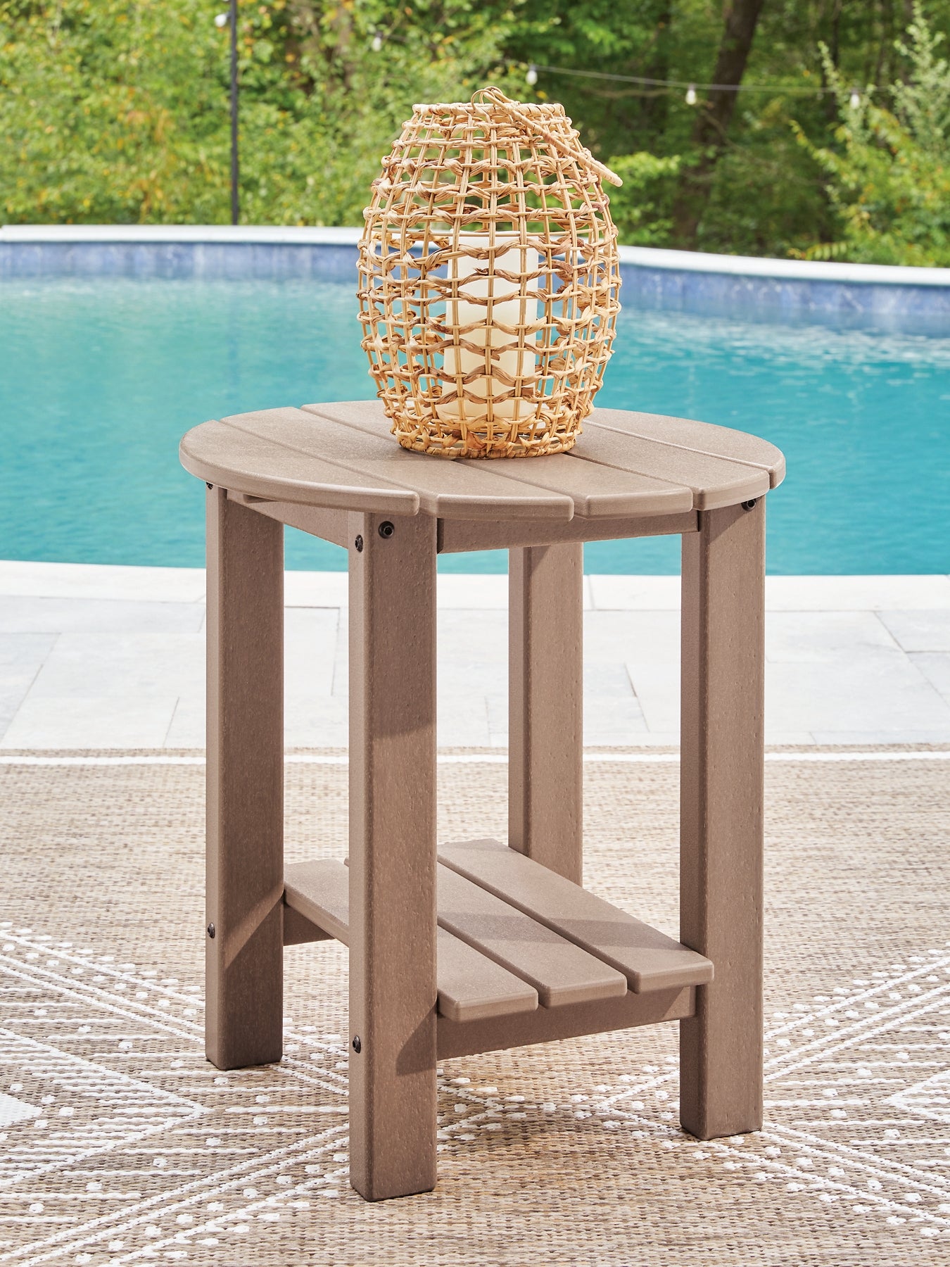 Ashley Express - Grover Beach Oval End Table