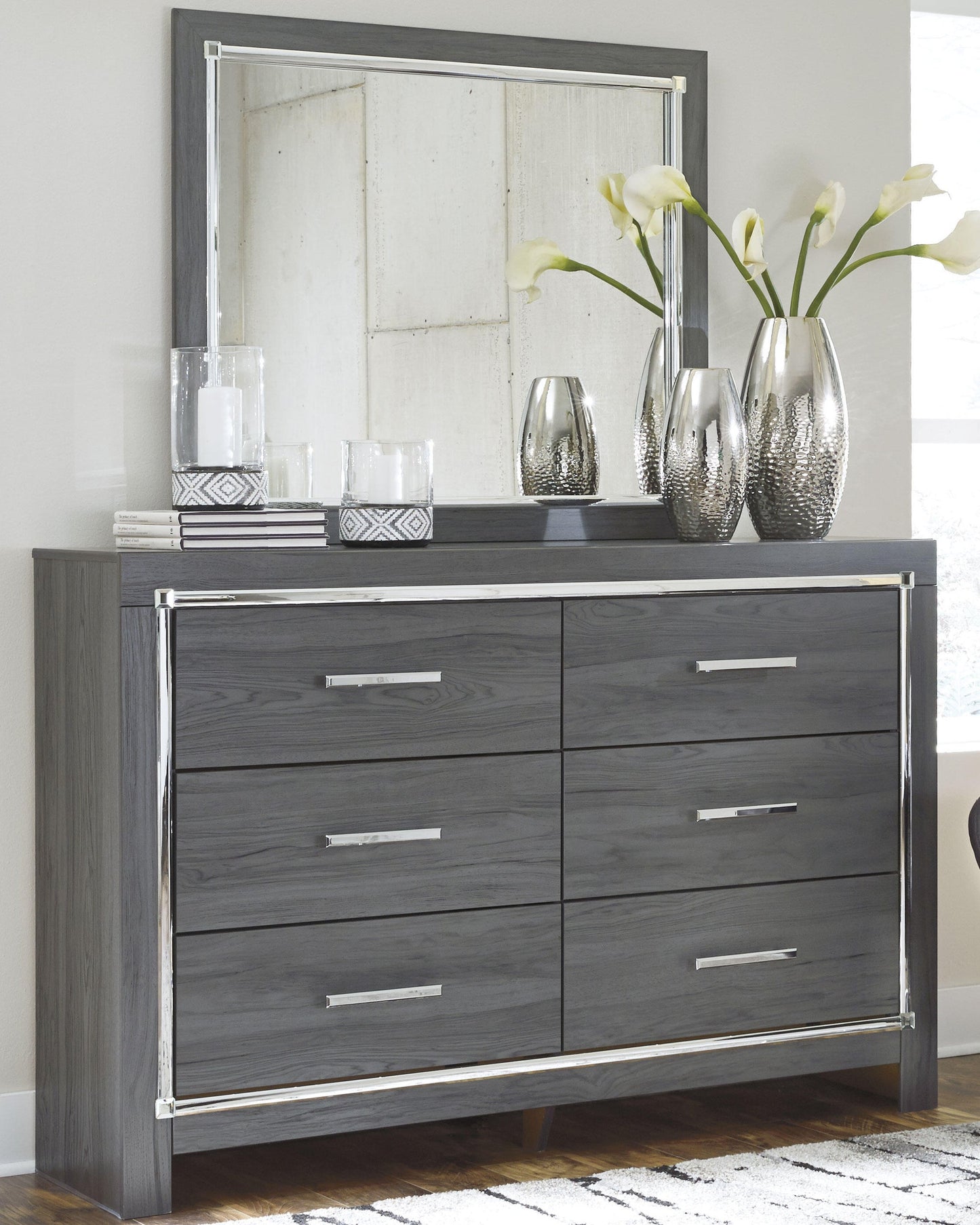 Lodanna Full Upholstered Panel Headboard Bed with Mirrored Dresser, Chest and Nightstand