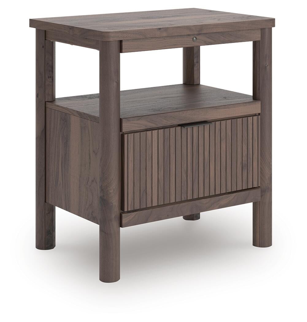 Pamytta Queen Upholstered Panel Platform Bed, Dresser, Mirror and Nightstand