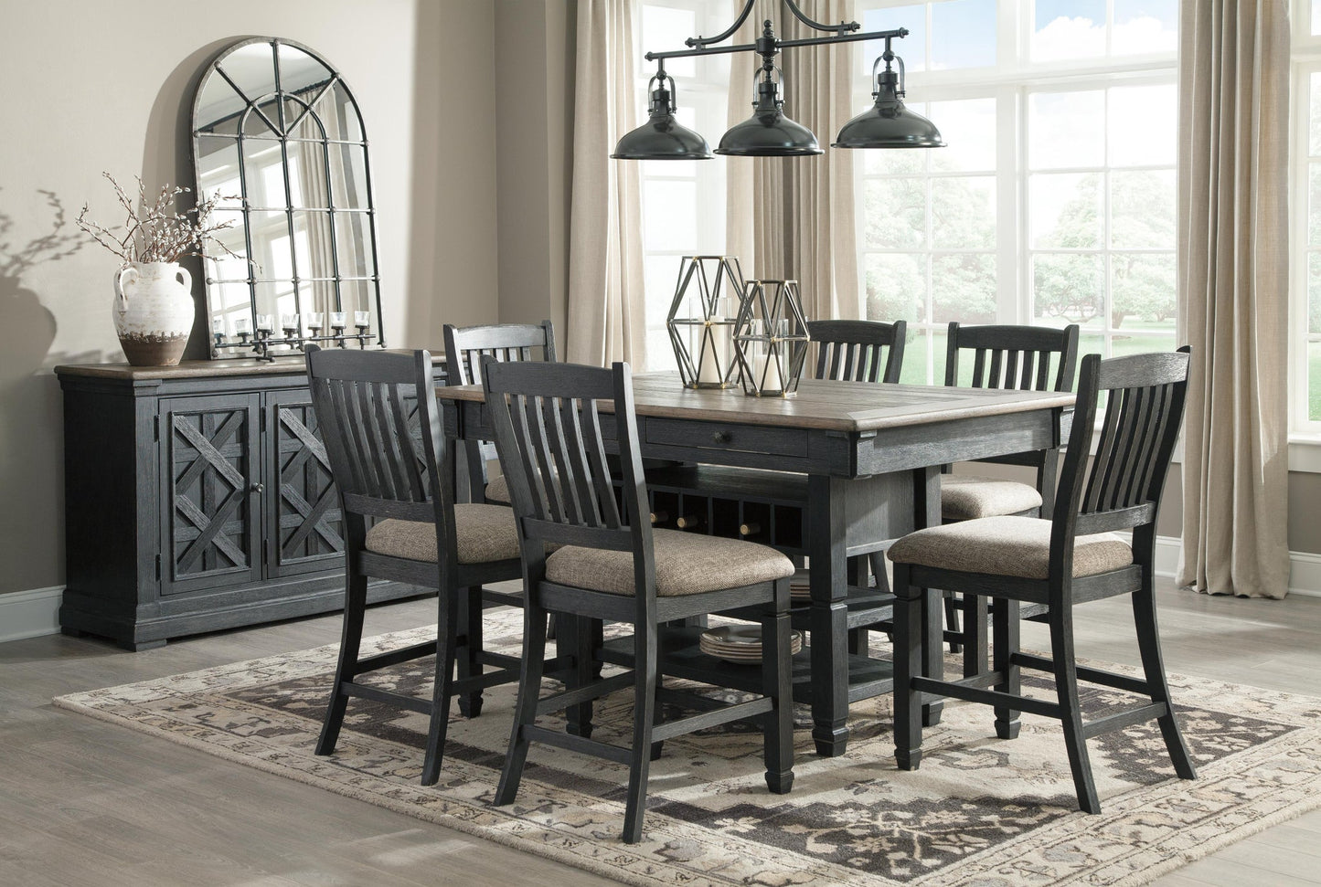 Tyler Creek Dining Room Server