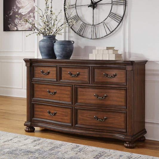 Lavinton Dresser